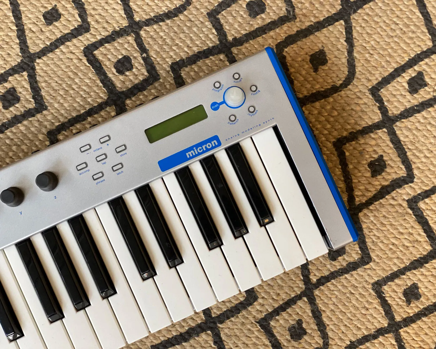 ALESIS Micron SE