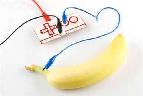 MaKey MaKey STEM Pack - Classroom Invention Literacy Kit (12 Makey Makey)