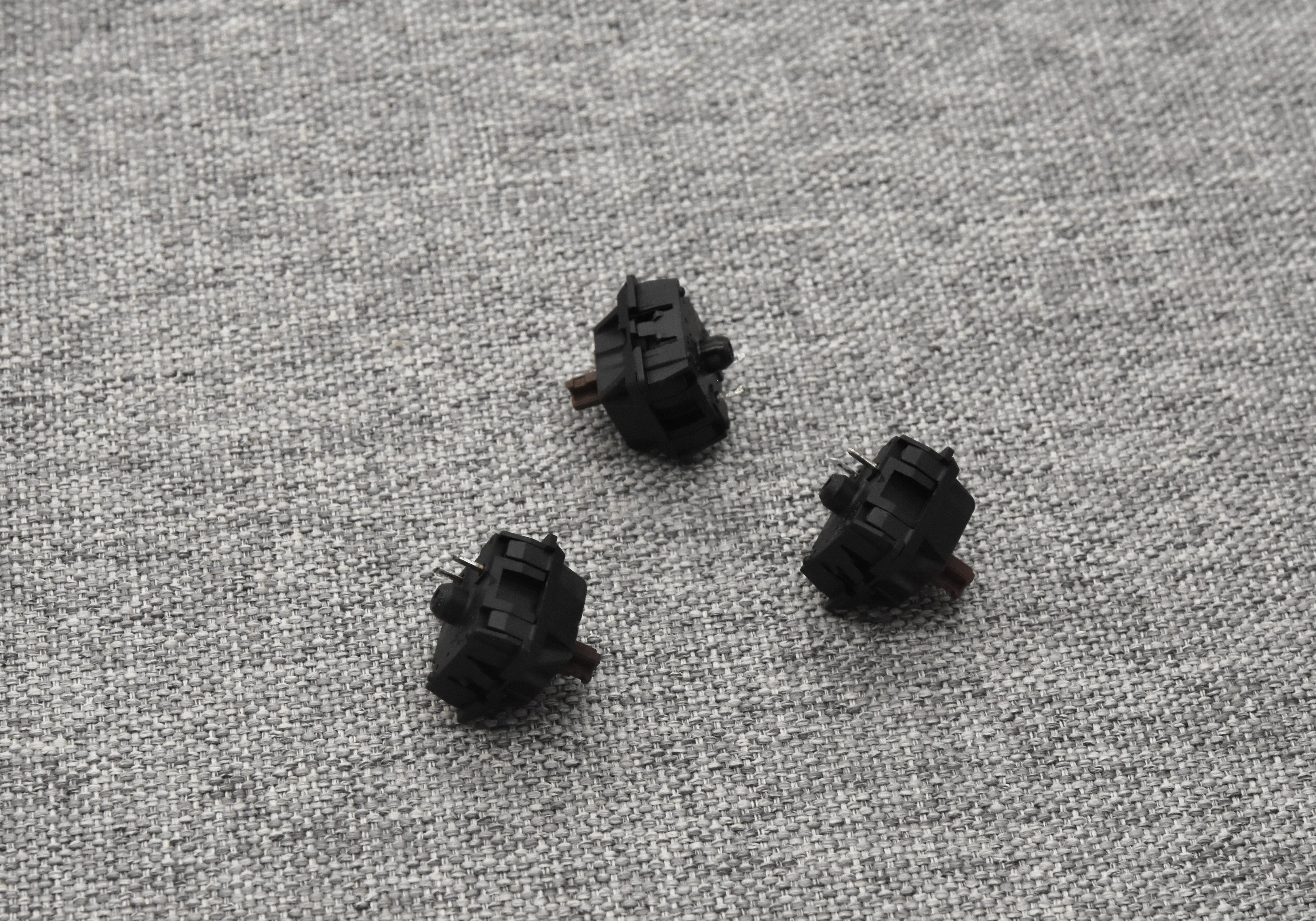 PRE-RETOOLED AND VINTAGE CHERRY MX BLACK SWITCHES (110PCS)